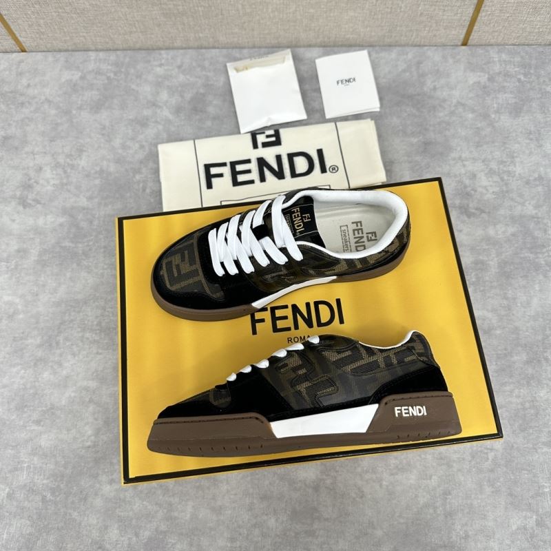 Fendi Low Shoes